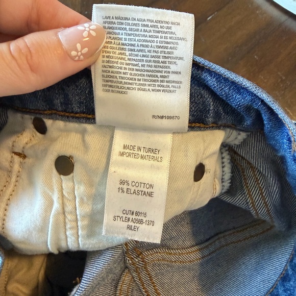 Agolde Riley High Rise Straight Crop Jeans - Picture 7 of 7